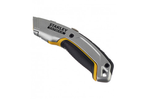 Нож строительный Stanley Xtreme 19 мм с двумя выдвижными лезвиями металлический корпус